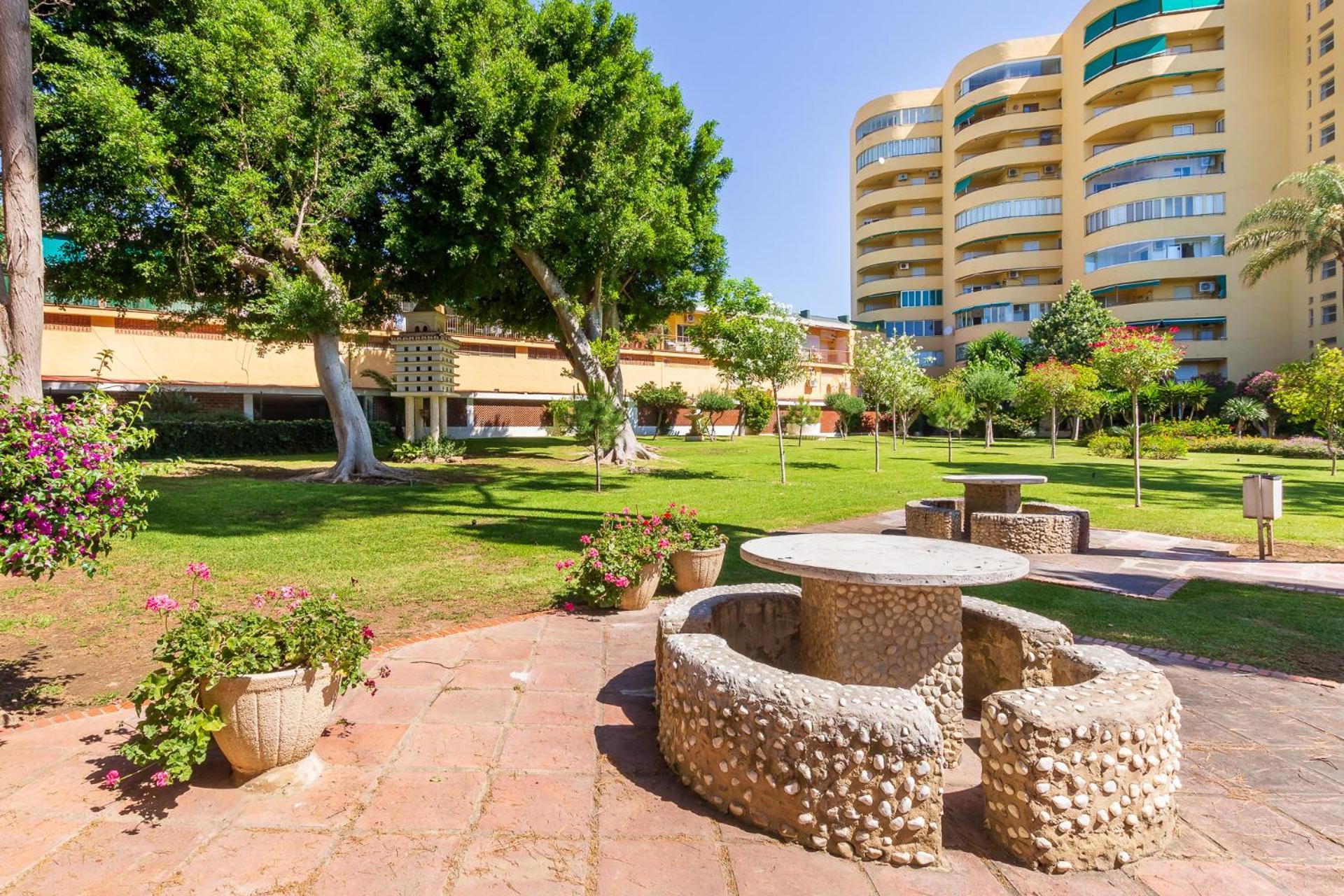 Апартаменты Rocio Anexo By Ivi Real Estate Торремолинос Экстерьер фото
